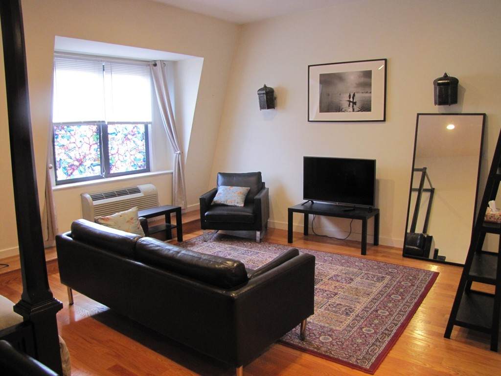 9 Appleton Street - Photo 1