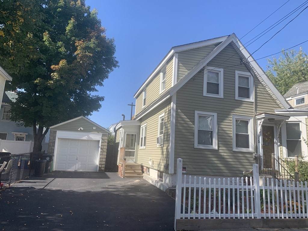 15 Porter St - Photo 1