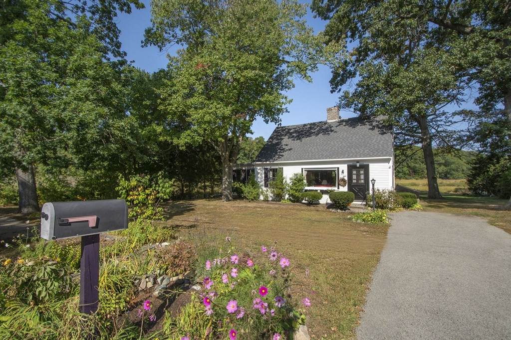 300 Gannett Road - Photo 1