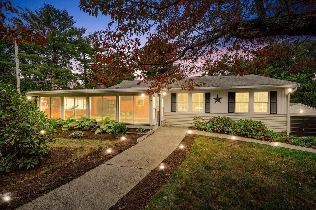 4 Hillside Ave - Photo 1