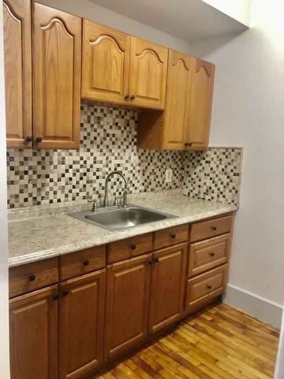 48 Washington - Photo 1