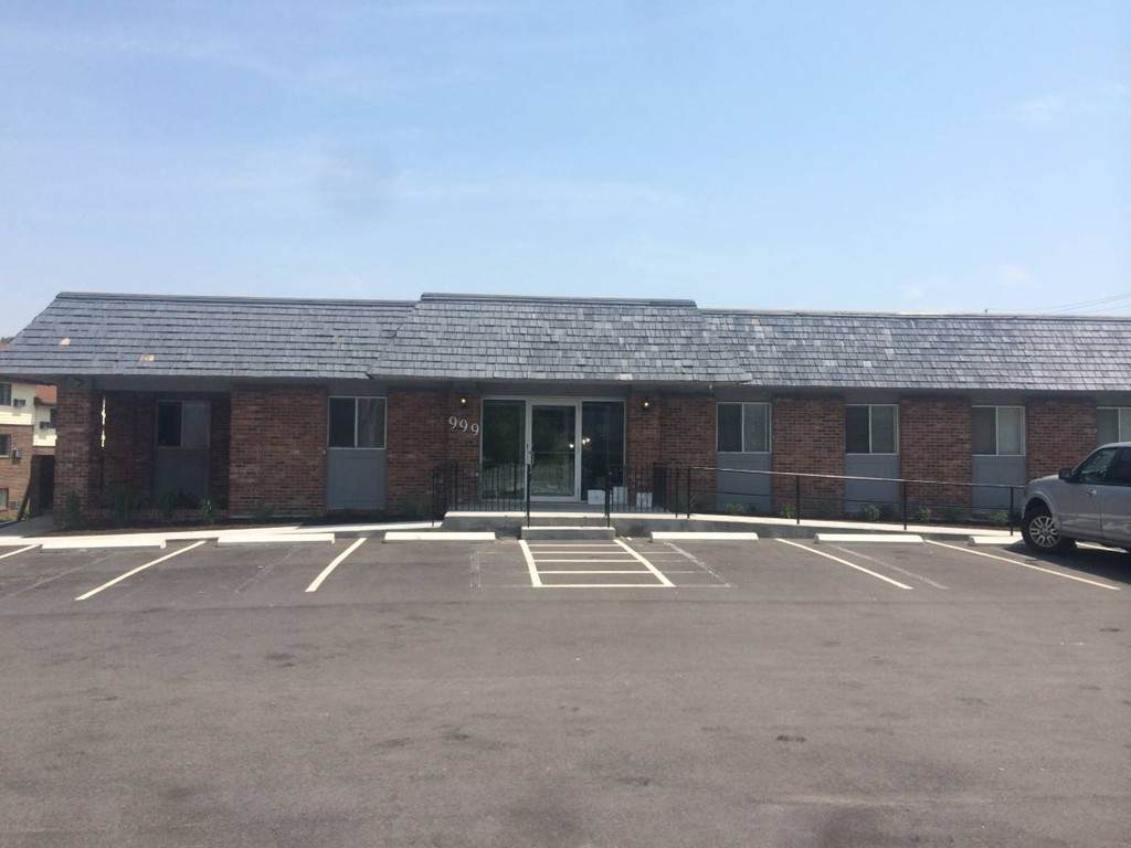 999 North Main St - Photo 1