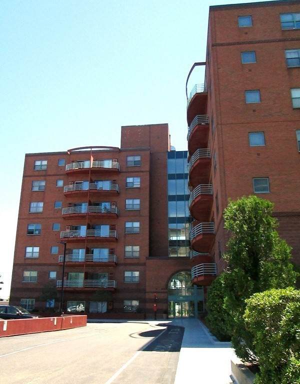 100 W Squantum St - Photo 1