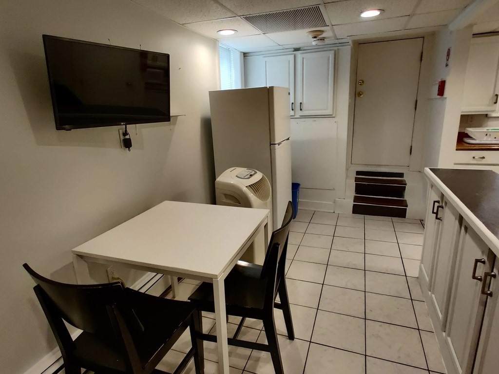 25 Lambert St - Photo 1
