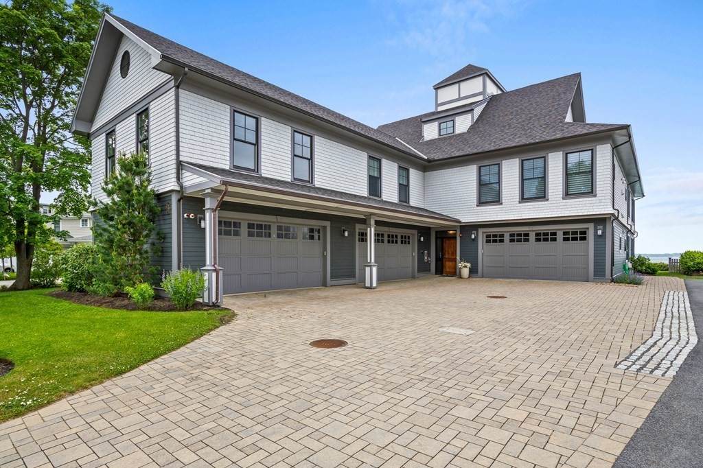 271 Humphrey Street - Photo 1