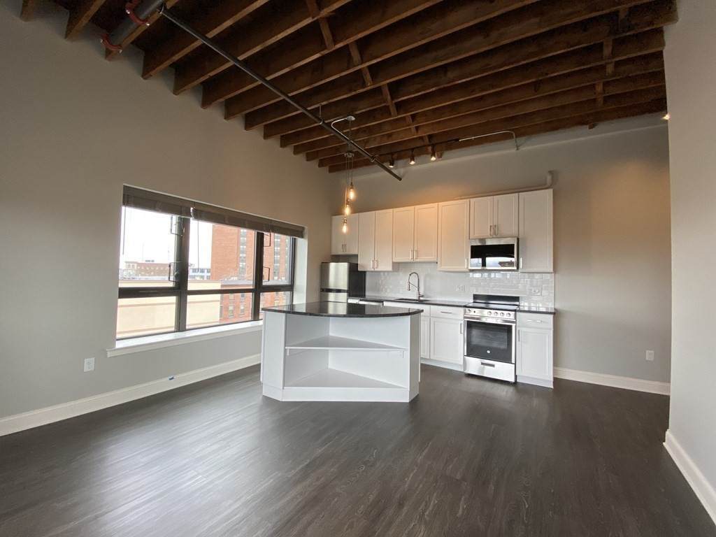 113 Broad Street - Photo 1