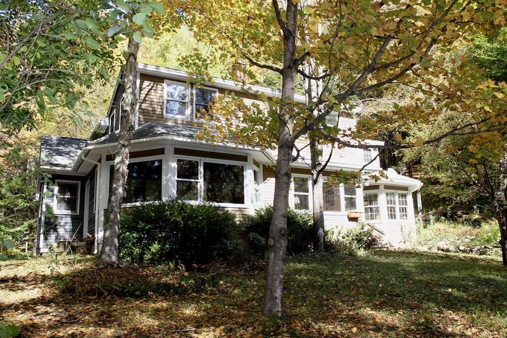 83 River Rd - Photo 1