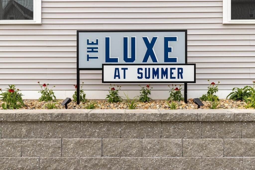 567 Summer Street - Photo 1