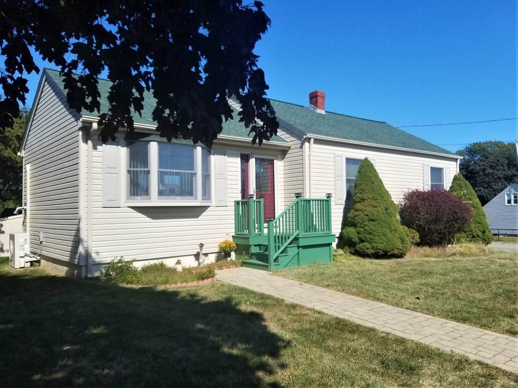 398 Read St - Photo 1