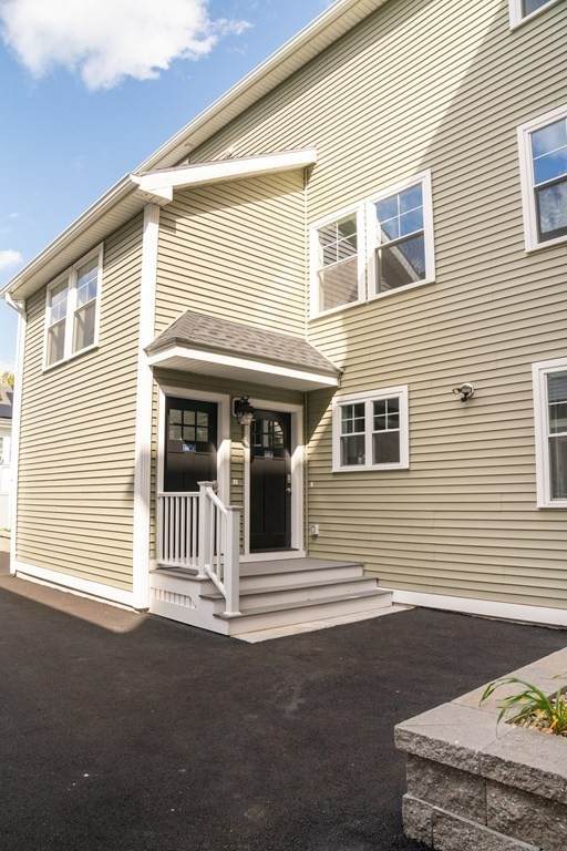 559 Summer Street - Photo 1