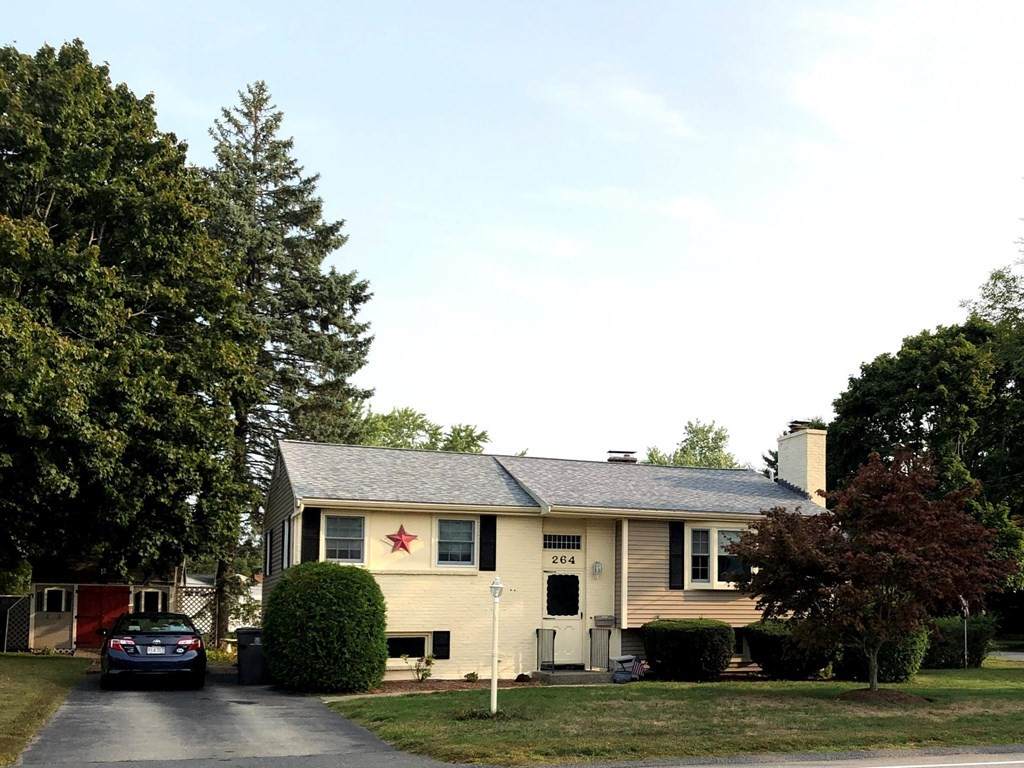 264 Danforth St - Photo 1