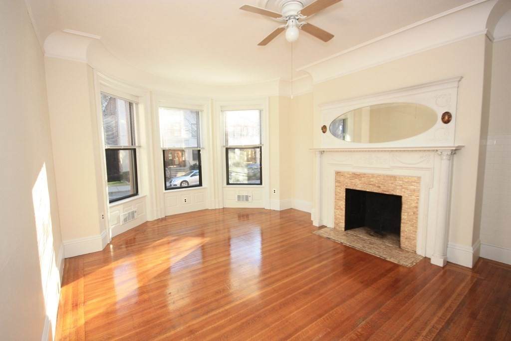 90 Buswell Street - Photo 1