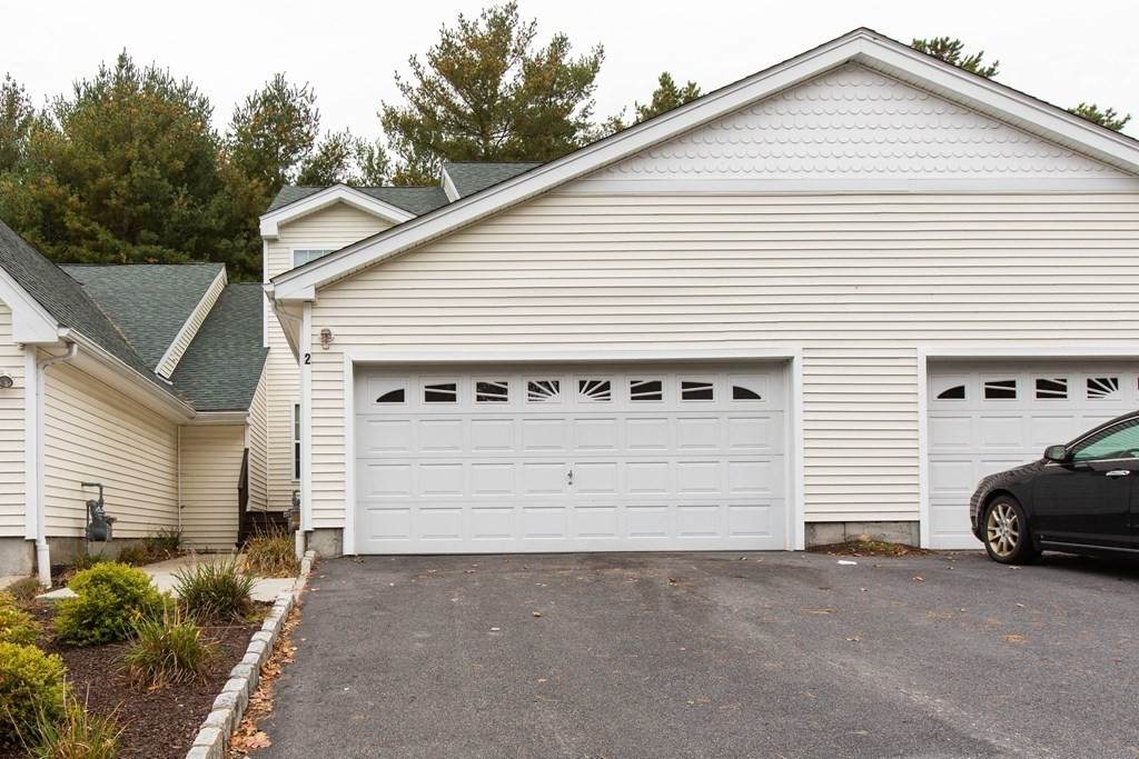2 Silver Pines Blvd - Photo 1