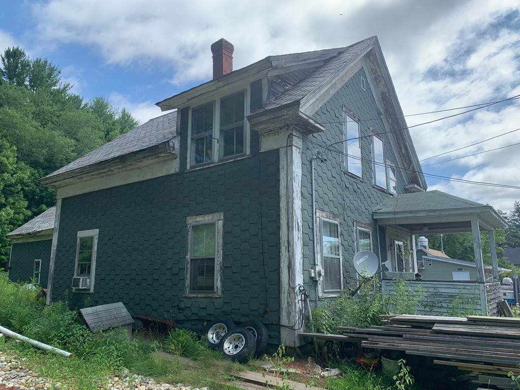 475 E Main St - Photo 1