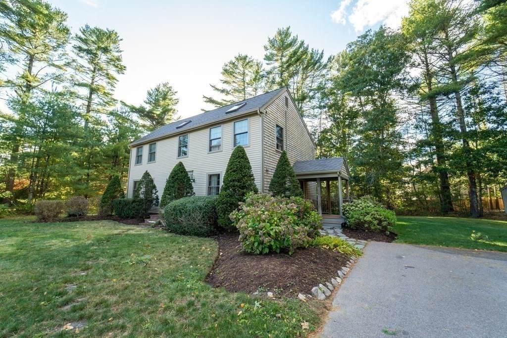 4 Thomas Blanchard Dr - Photo 1