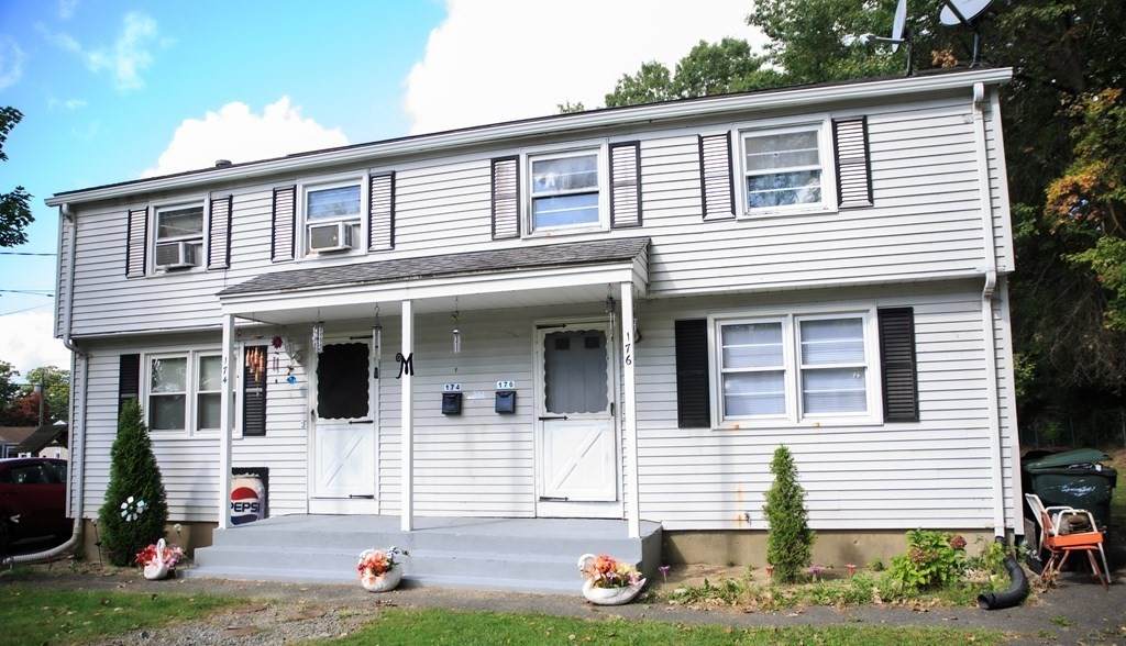 174-176 Lexington St - Photo 1