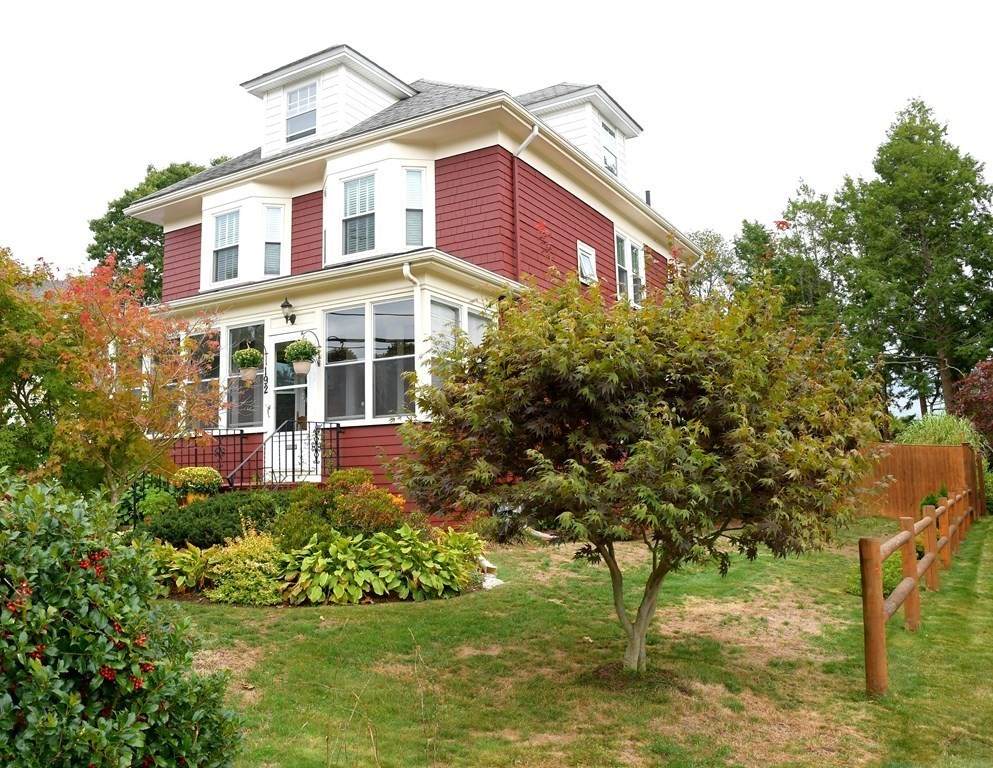 192 W Water St - Photo 1