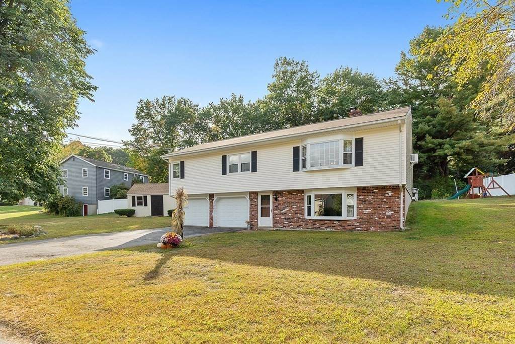 135 Highland Ave - Photo 1