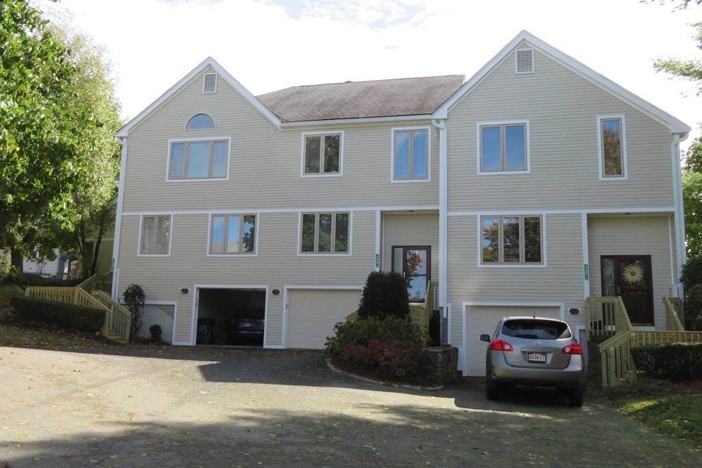 135 Fairway Dr - Photo 1