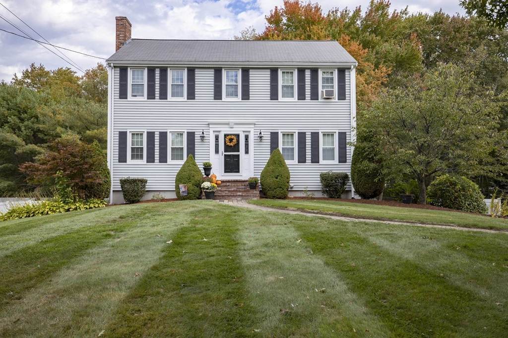 230 Pleasant St - Photo 1