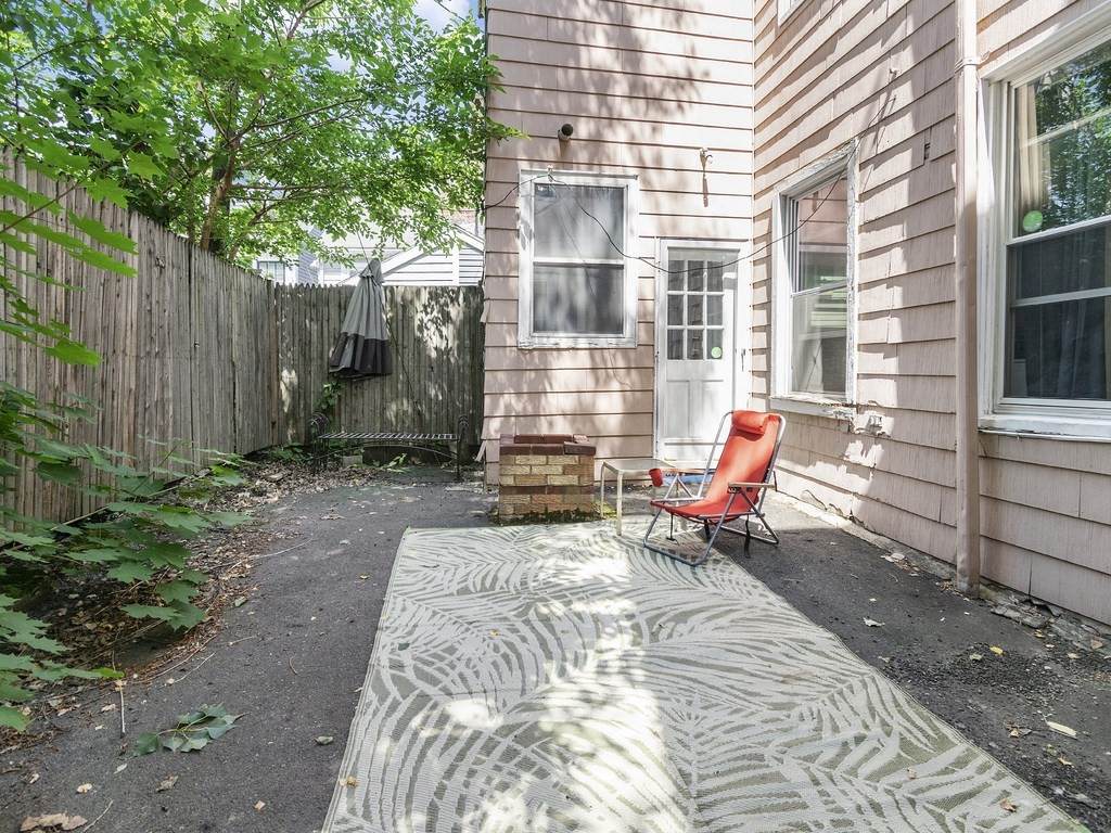 28 Cross St - Photo 1