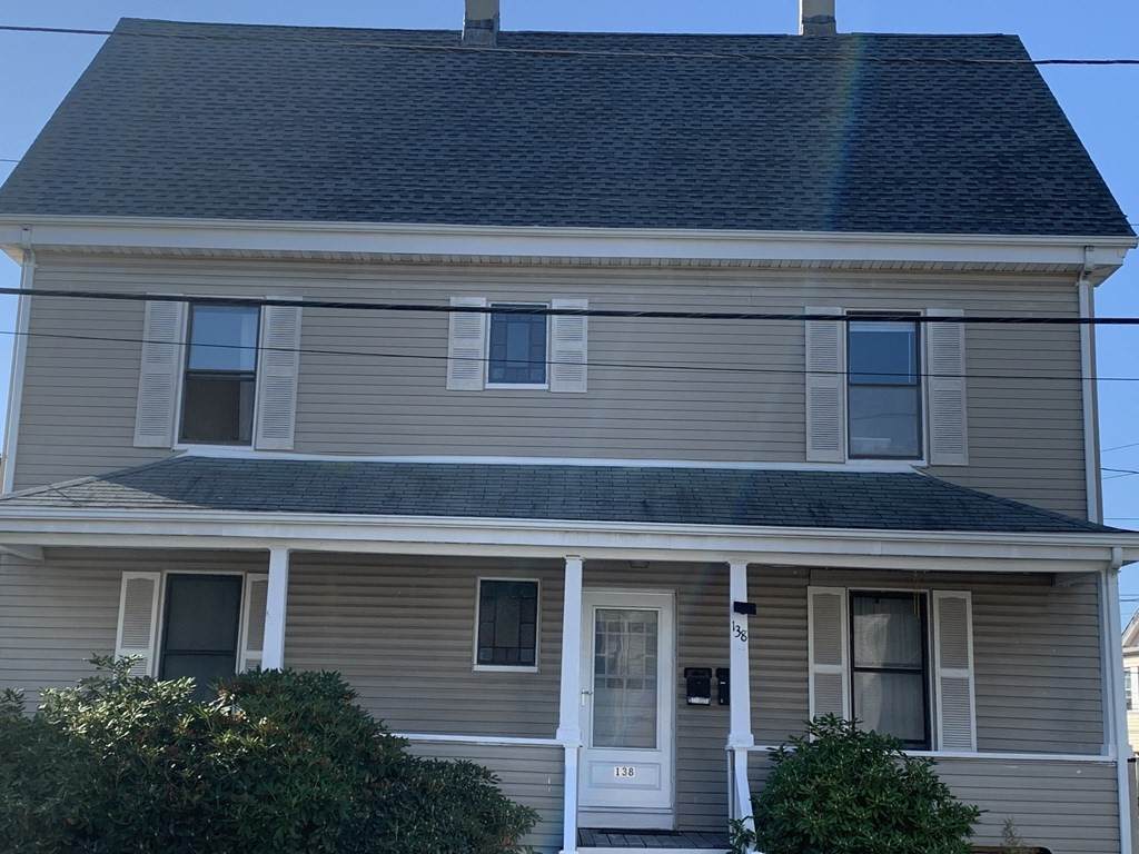 138 Emerald St - Photo 1