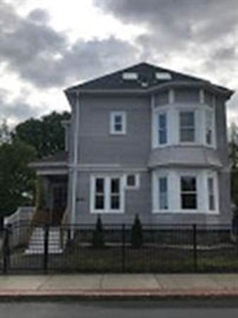 642 Moody - Photo 1