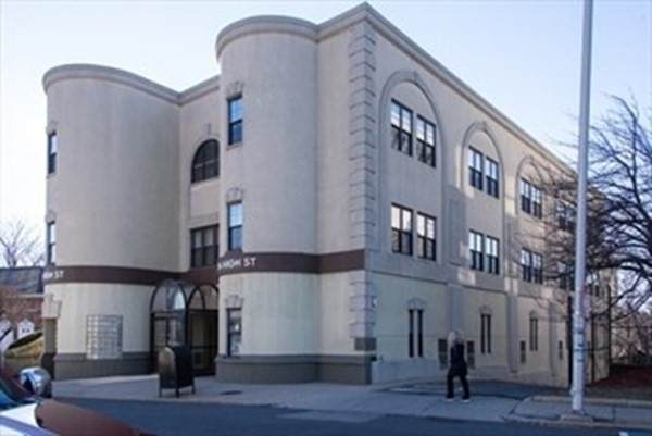 84 High St - Photo 1