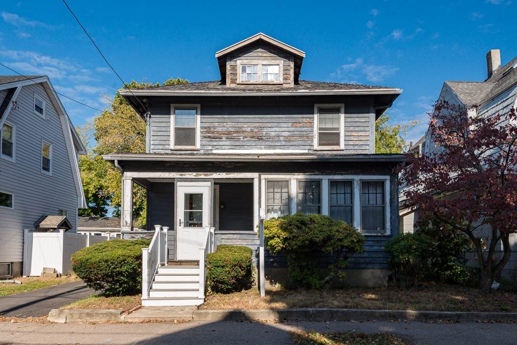 38 Holmes St - Photo 1