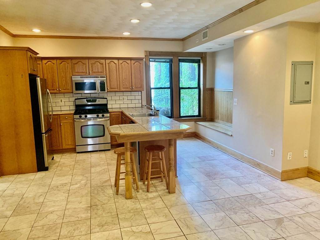 131 N Washington St - Photo 1