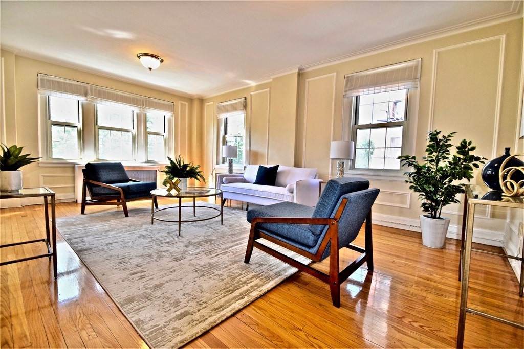 1454 Beacon Street - Photo 1