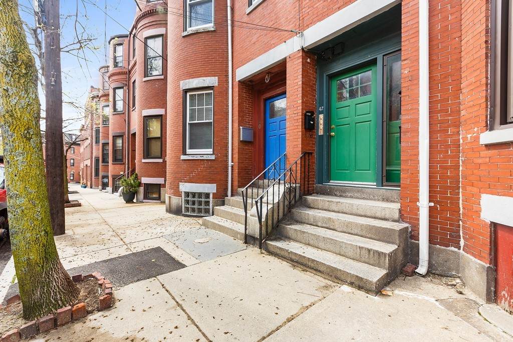 40 Beacon - Photo 1