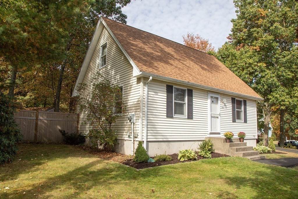 42 Clark St - Photo 1