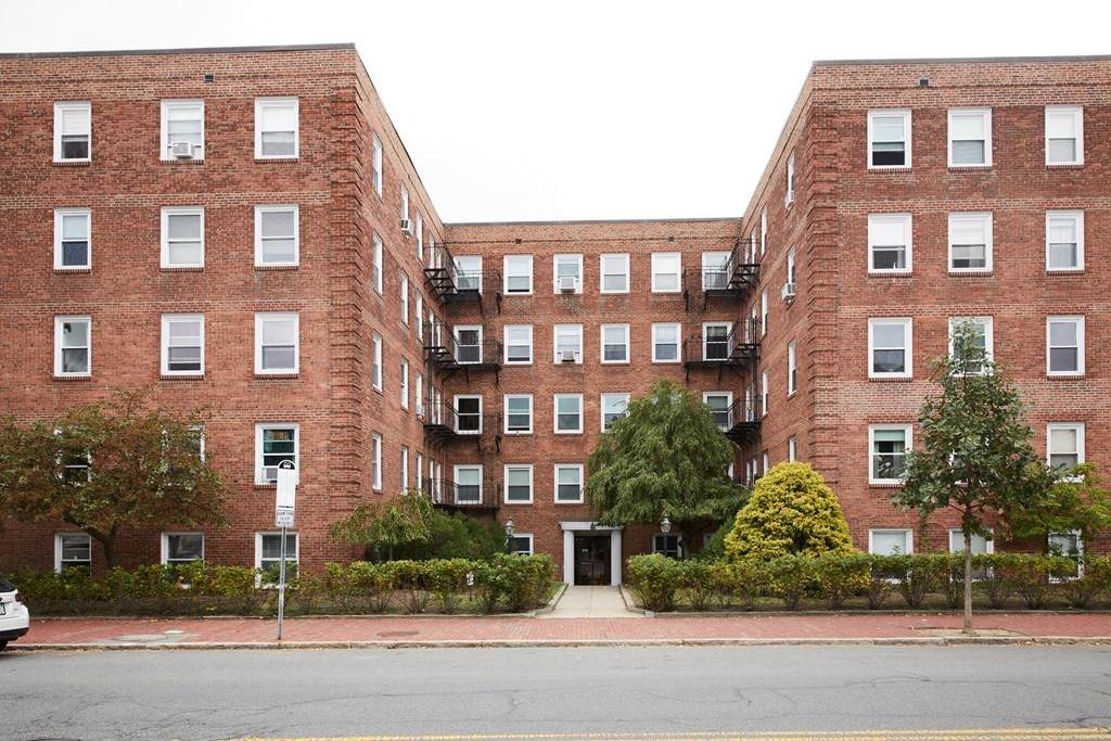 395 Broadway - Photo 1