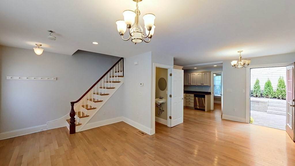 225 Bolton St - Photo 1