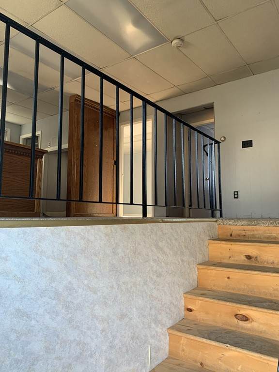 34 Merrill - Photo 1