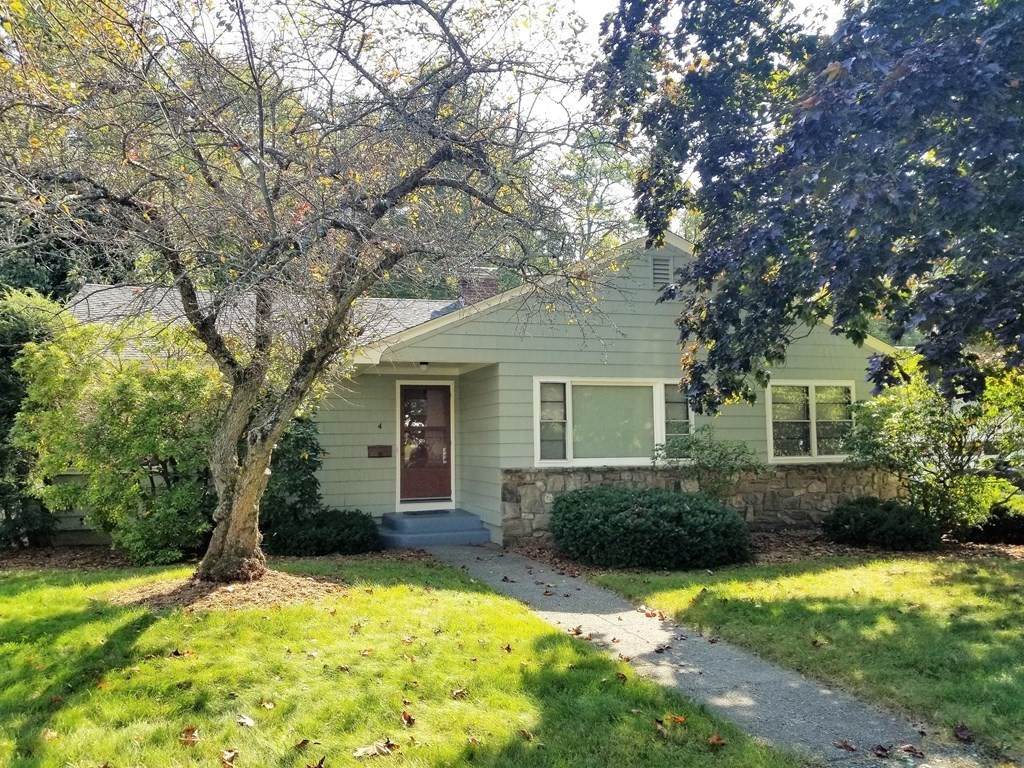 4 Claridge Drive - Photo 1