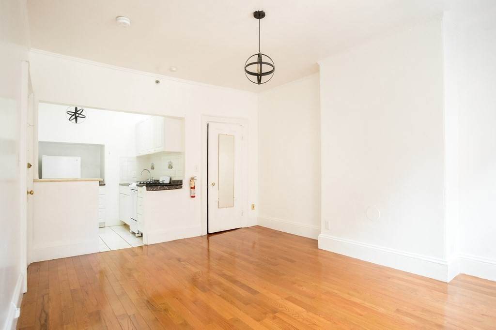 109 Dartmouth St. - Photo 1