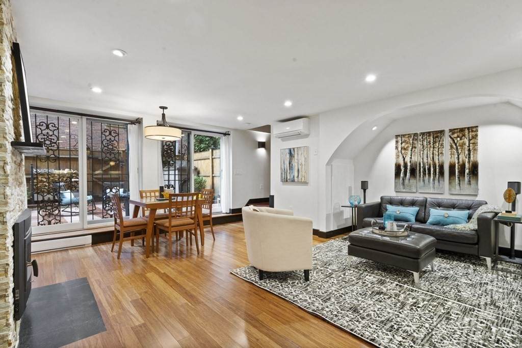 53 Clarendon St - Photo 1