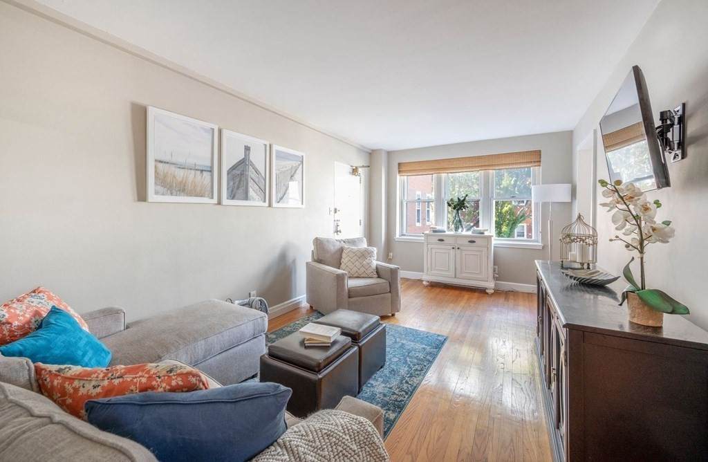 125 Farragut Rd - Photo 1