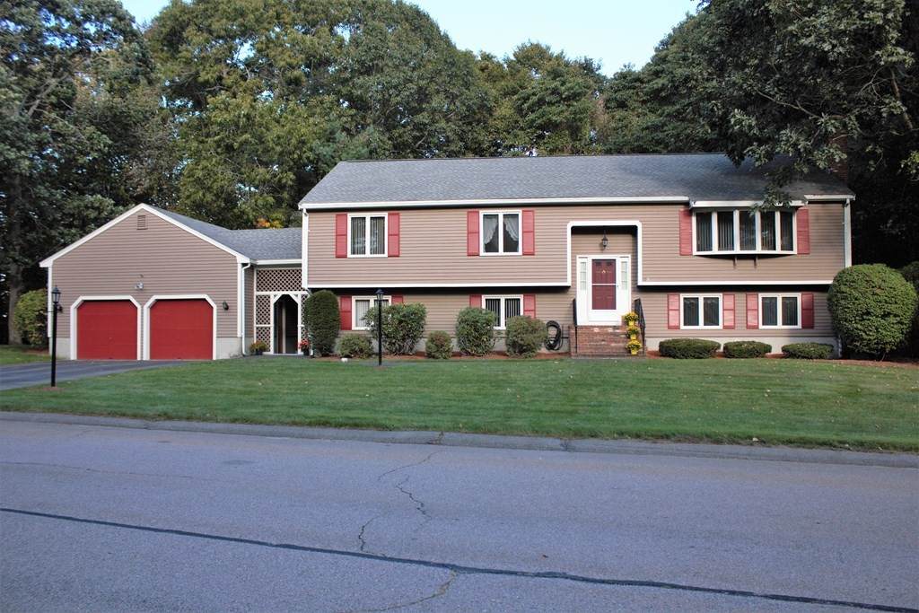 119 Clover Ln - Photo 1