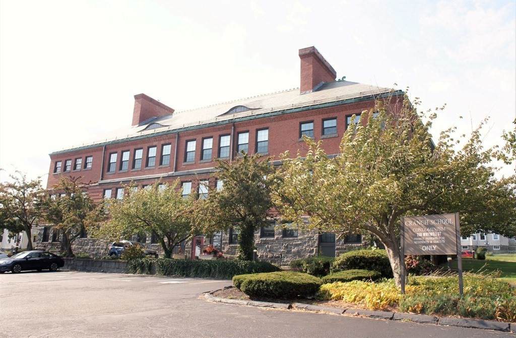250 Whitwell St - Photo 1