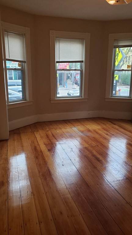 316 Western Ave - Photo 1