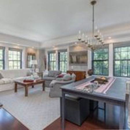 90 Commonwealth Ave - Photo 1