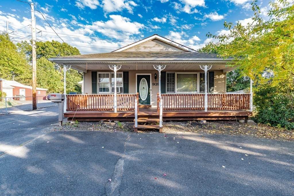 939 Granby Rd - Photo 1