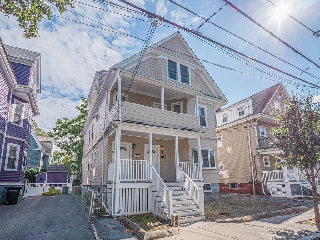 79 Rogers Ave - Photo 1