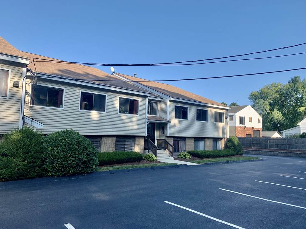 1 Bridgeview Circle - Photo 1
