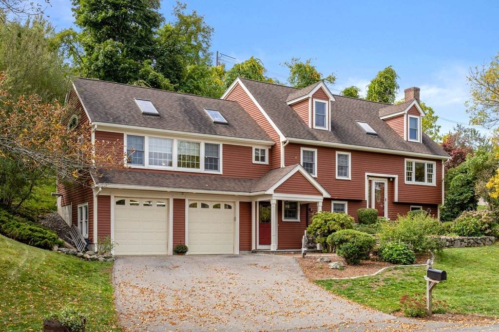 11 Overlook Drive - Photo 1