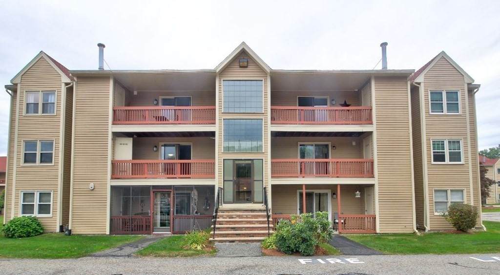 55 Randolph Dr - Photo 1