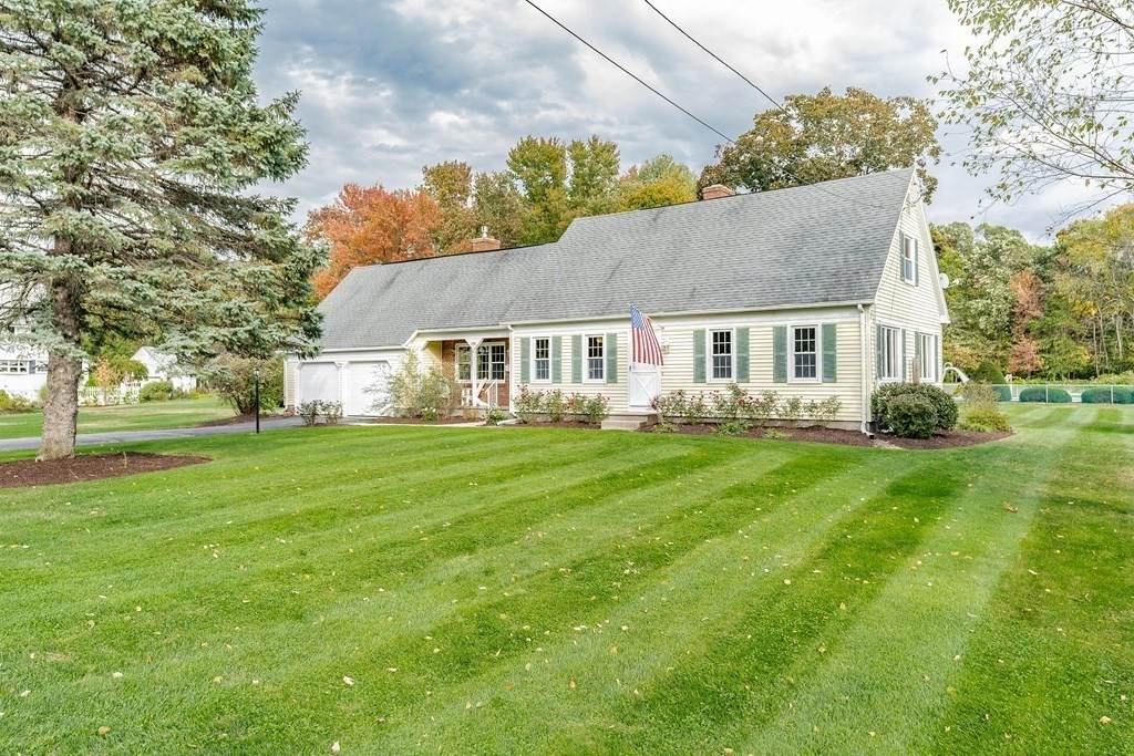 115 Elm St - Photo 1